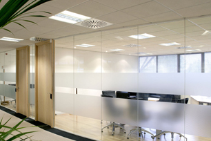 glass partiotion company in Qatar